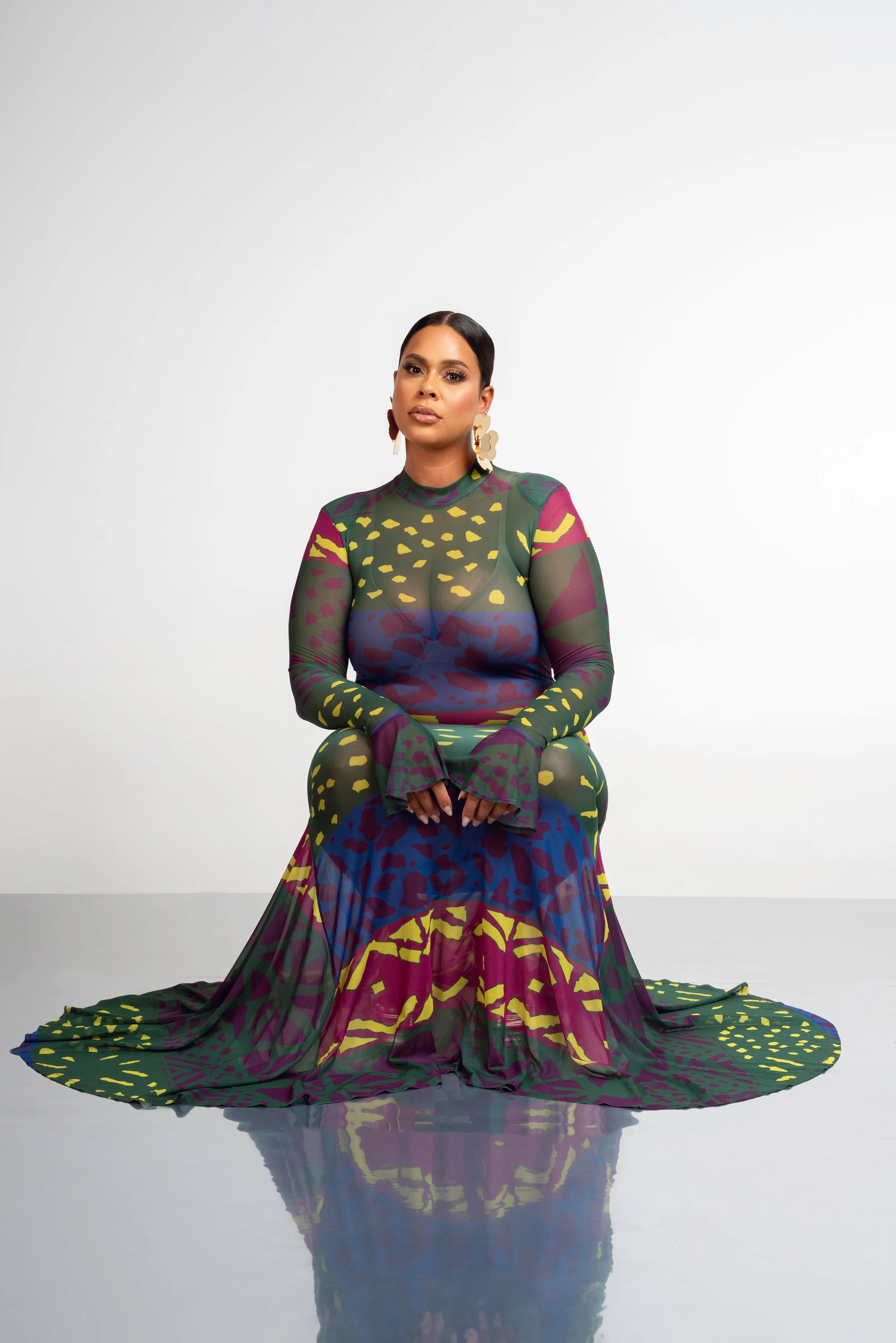 ANU GREEN LONG SLEEVE MAXI MESH DRESS sold by Folklore Shop product image thumbnail 3