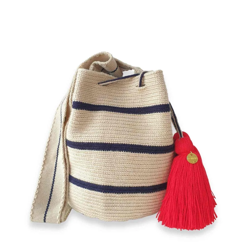 Wula Wayuu Bag (Medium) sold by Folklore Shop