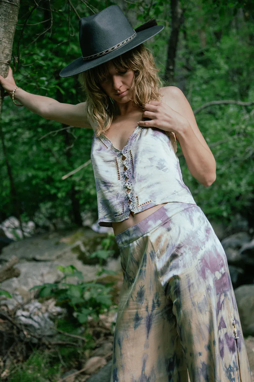 ERA Silk Set sold by Folklore Shop product image thumbnail 4