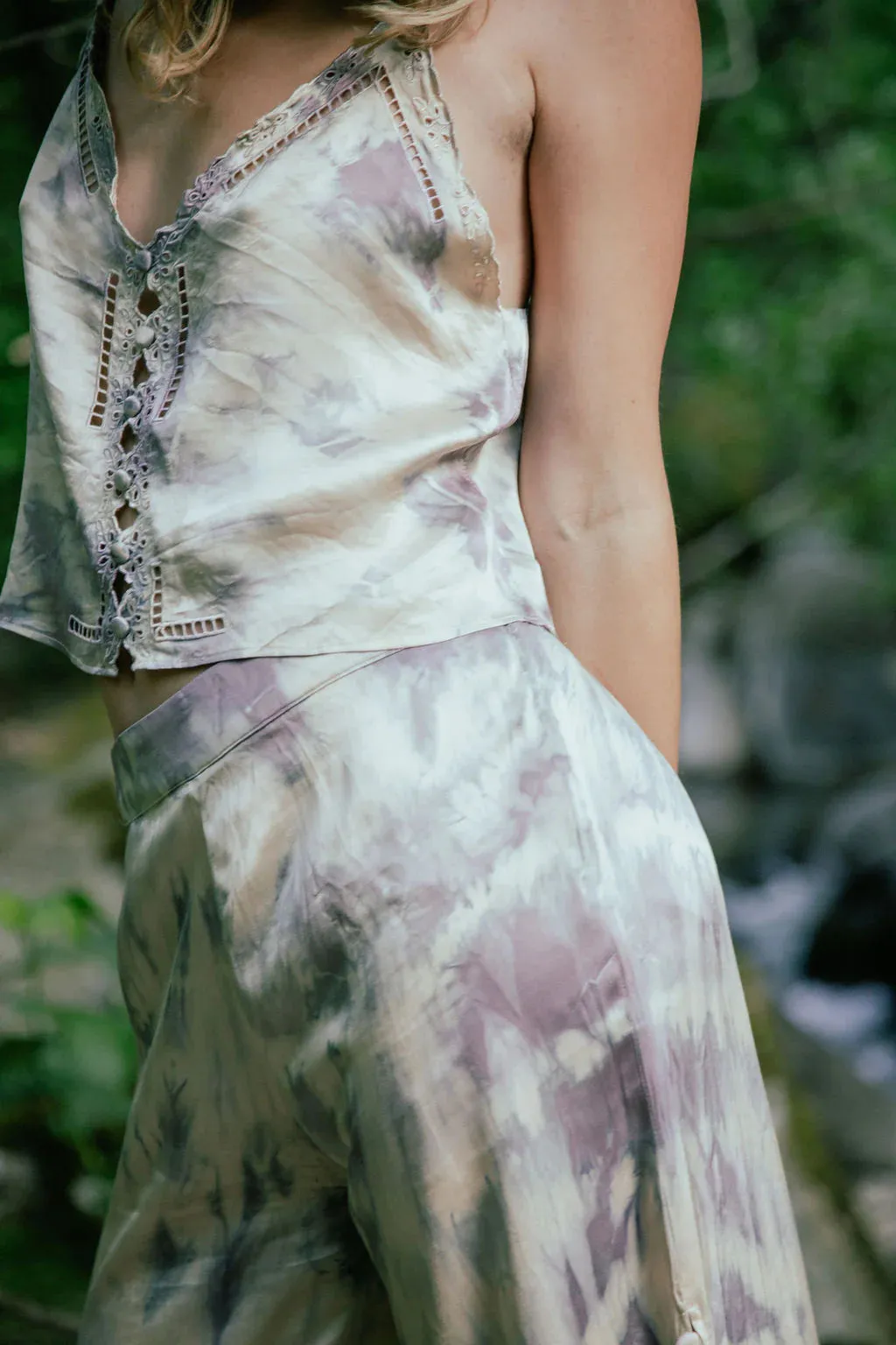 ERA Silk Set sold by Folklore Shop product image thumbnail 3