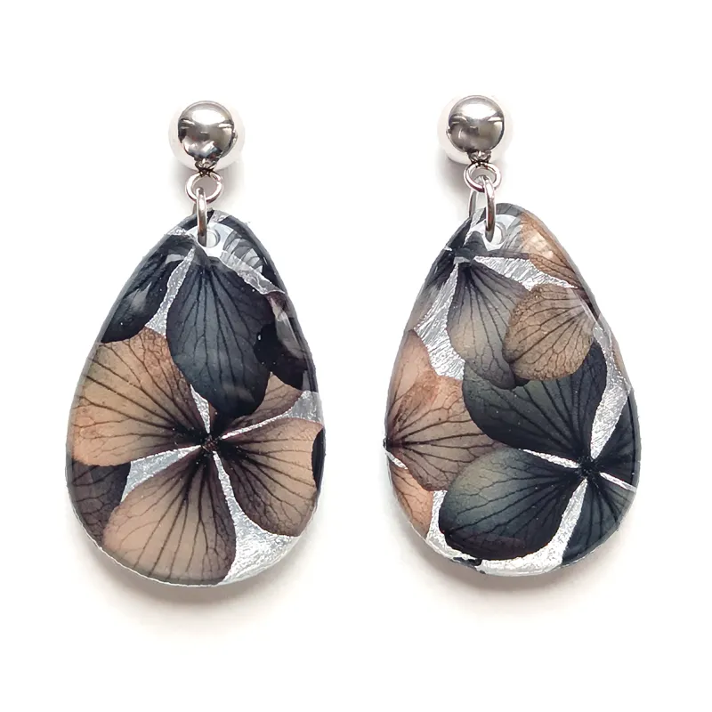 Botanic Drop sold by Folklore Shop