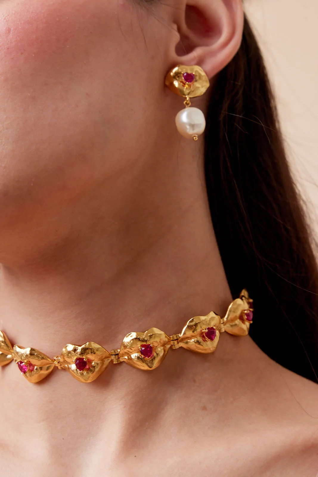 Besos pearl earrings sold by Folklore Shop product image thumbnail 3