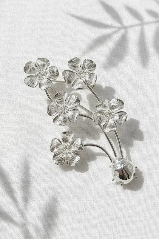 Floral Bouquet Ladybug Brooch made by Folklore Shop