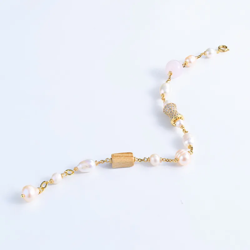 Fancy Charm Pearl Bracelet made by Folklore Shop
