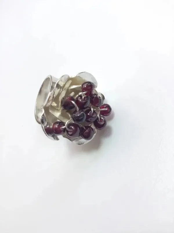 Garnet cascade made by Folklore Shop