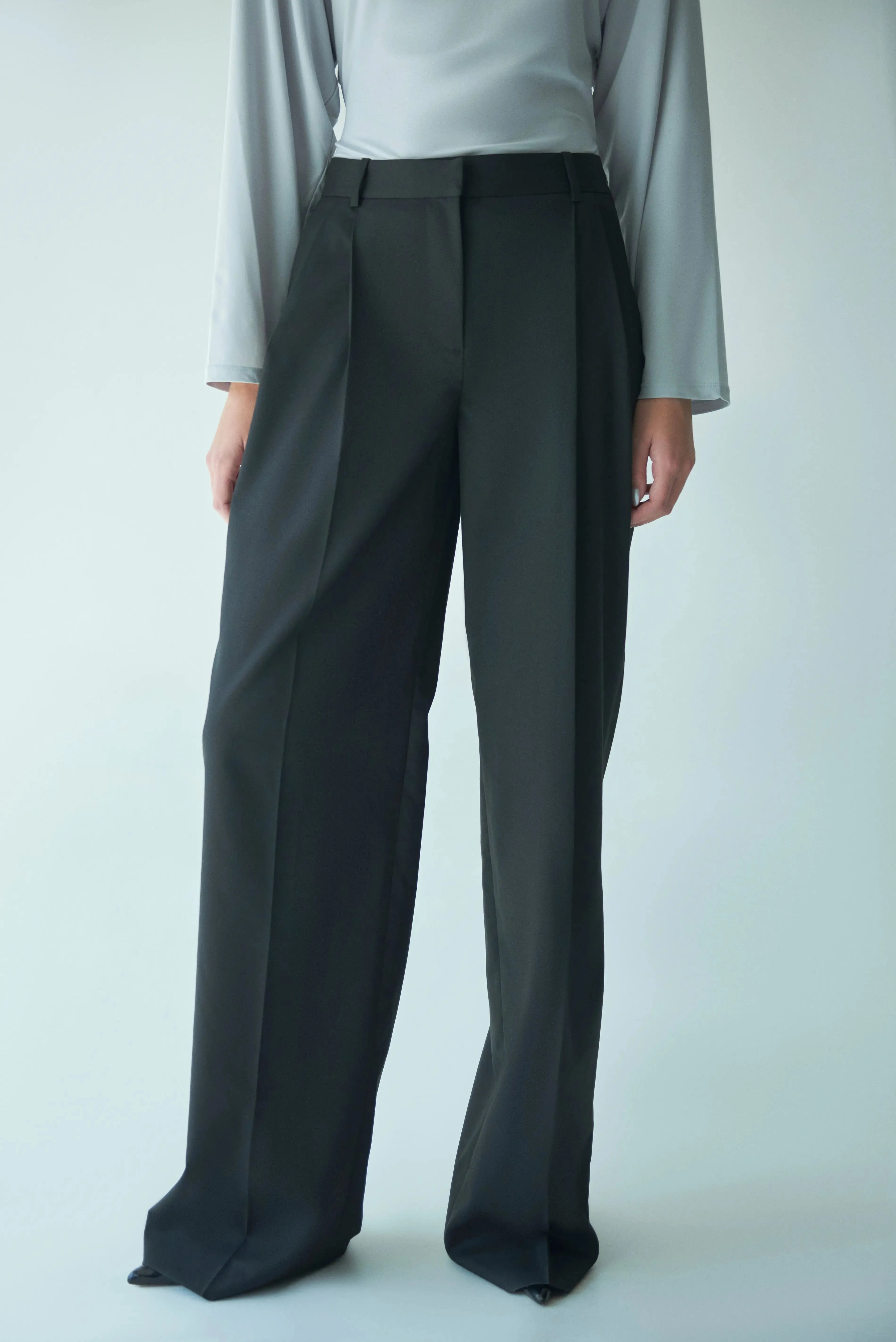Noir pants sold by Folklore Shop product image thumbnail 2