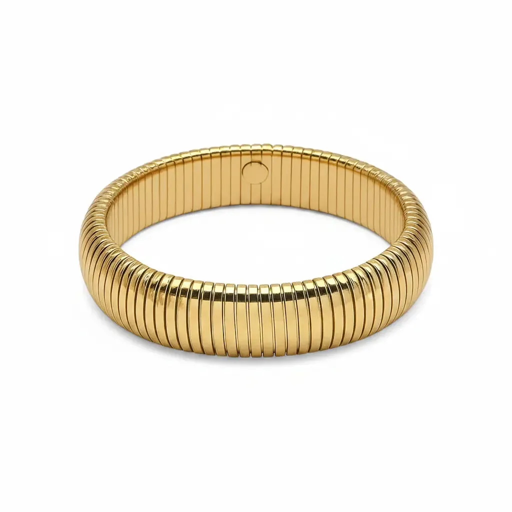 The Montclair Ribbed Bangle sold by Folklore Shop