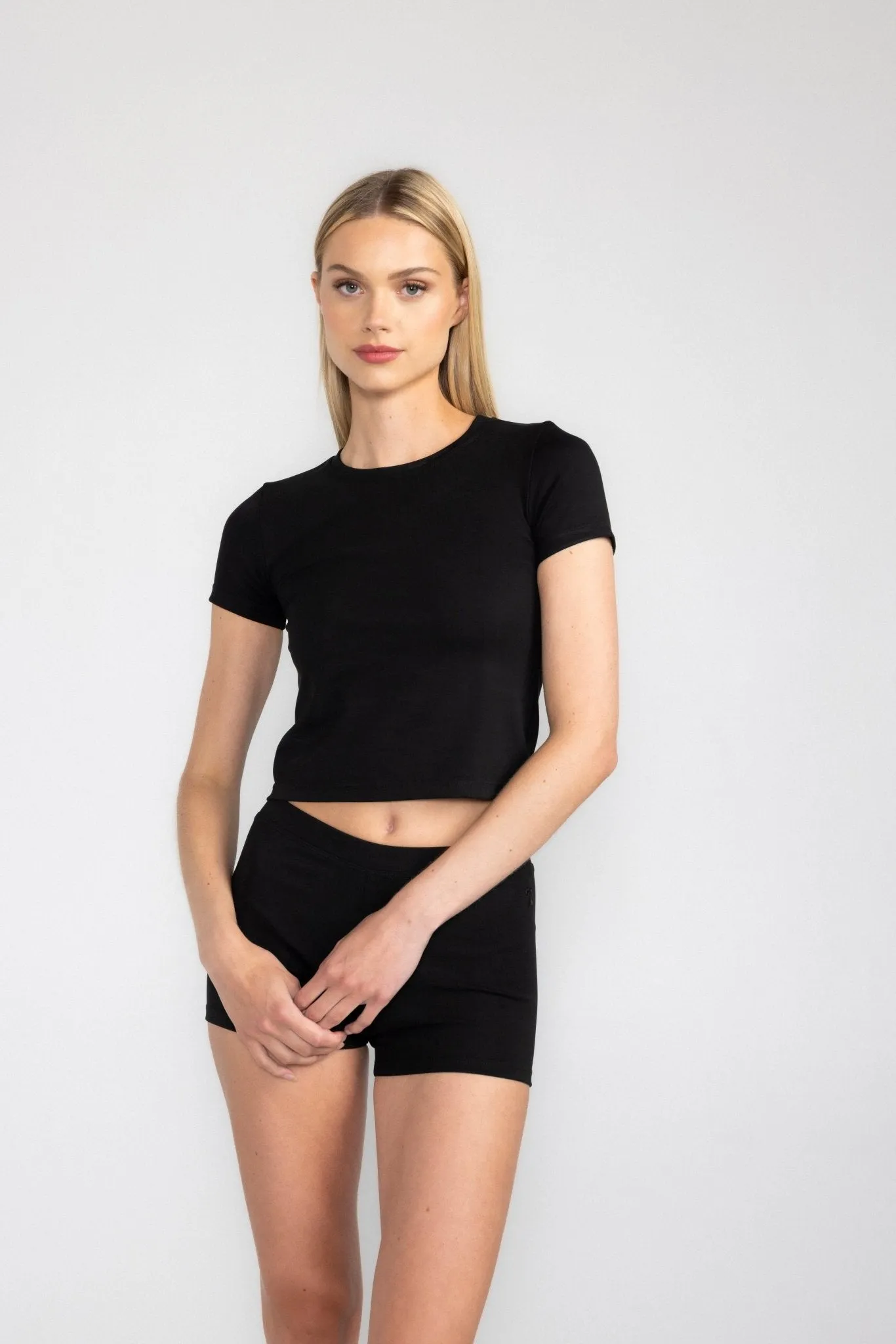 Lia Tee sold by THE PARK product image thumbnail 3