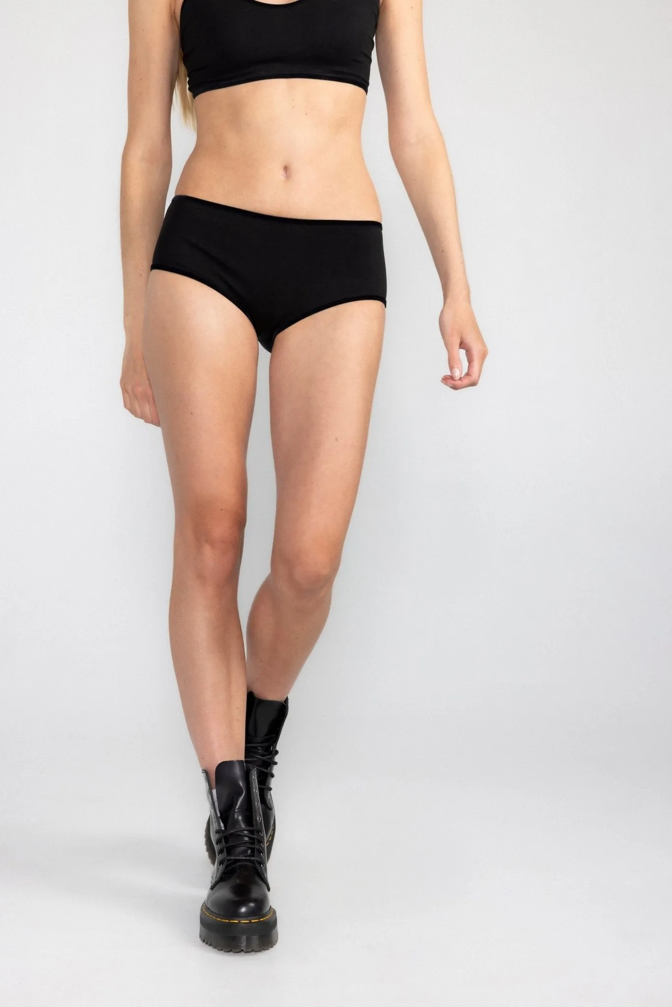Keren Briefs sold by THE PARK product image thumbnail 4
