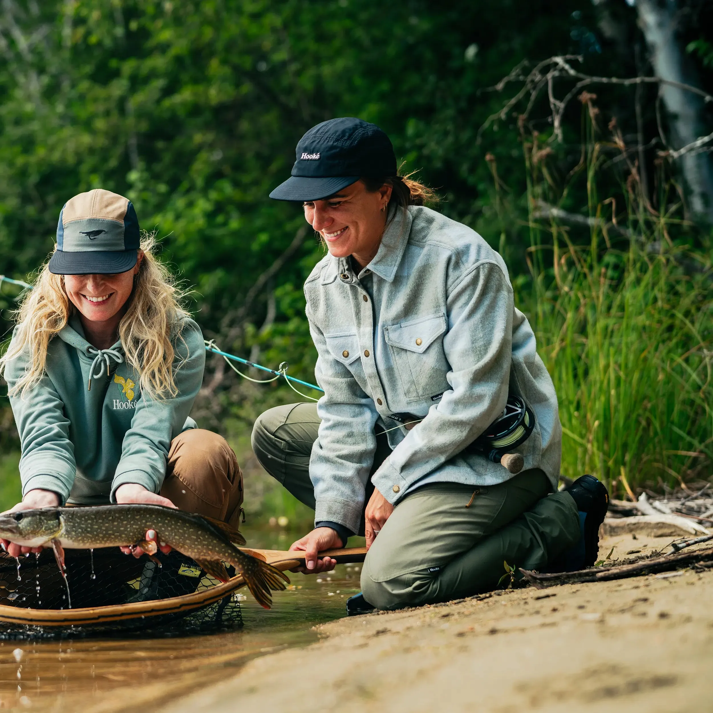 W's Canadian Oversized Shirt sold by Hooke product image thumbnail 2