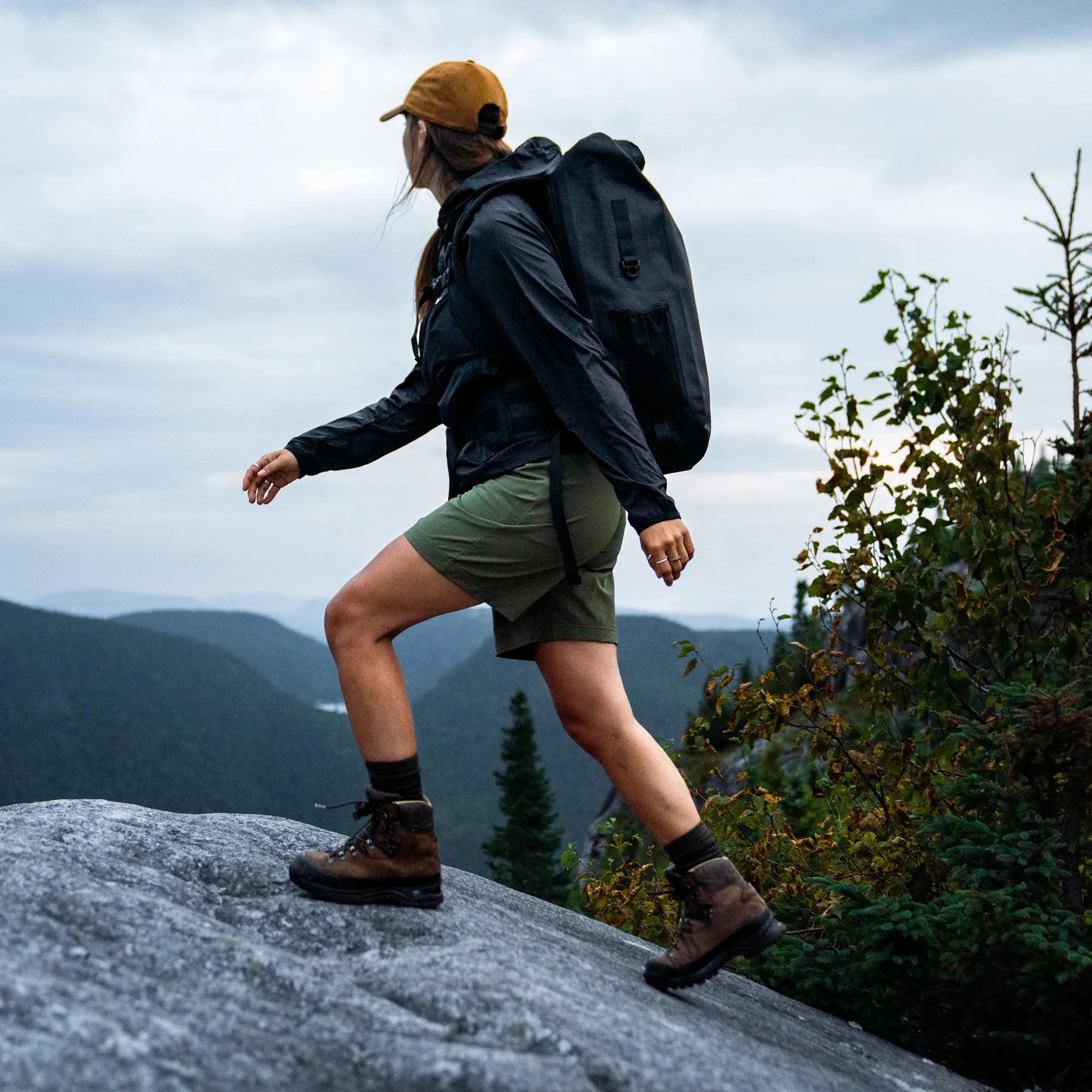 W's Expedition Shorts sold by Hooke product image thumbnail 2