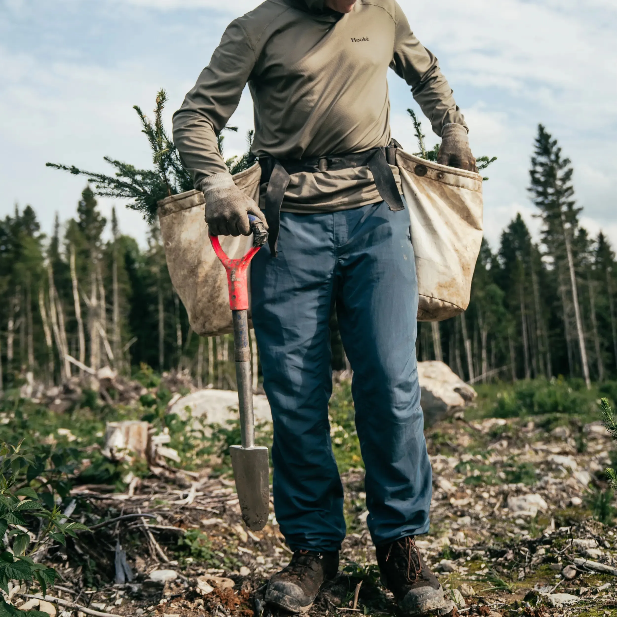 M's Taslan pants sold by Hooke product image thumbnail 2