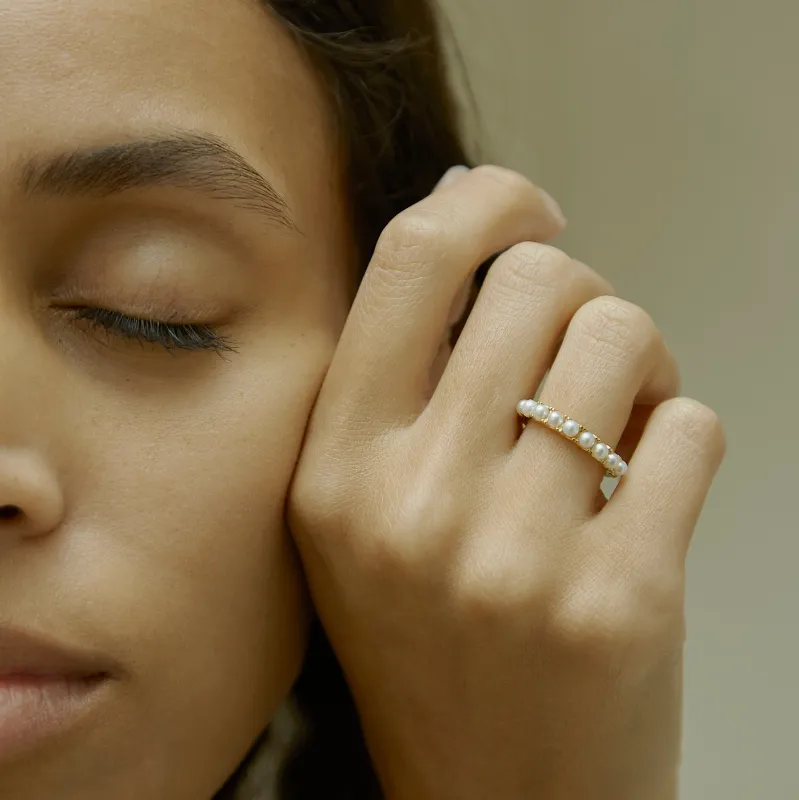 Pearl Half Eternity Ring sold by Otiumberg