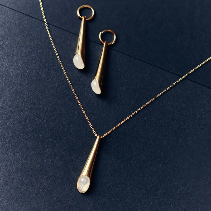 Sonnet Moonstone Set made by Otiumberg