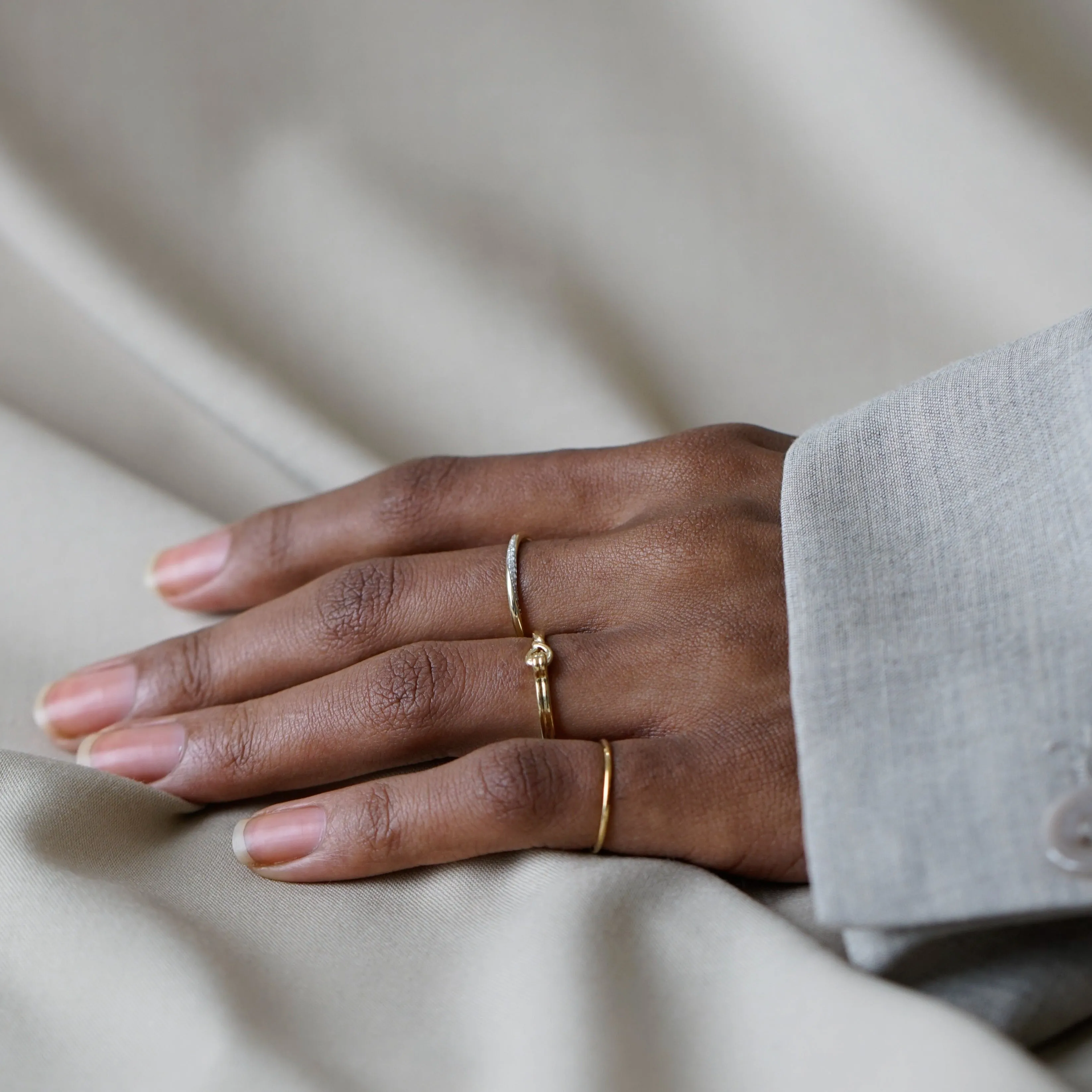 Twisted Diamond Thread Ring sold by Otiumberg product image thumbnail 3