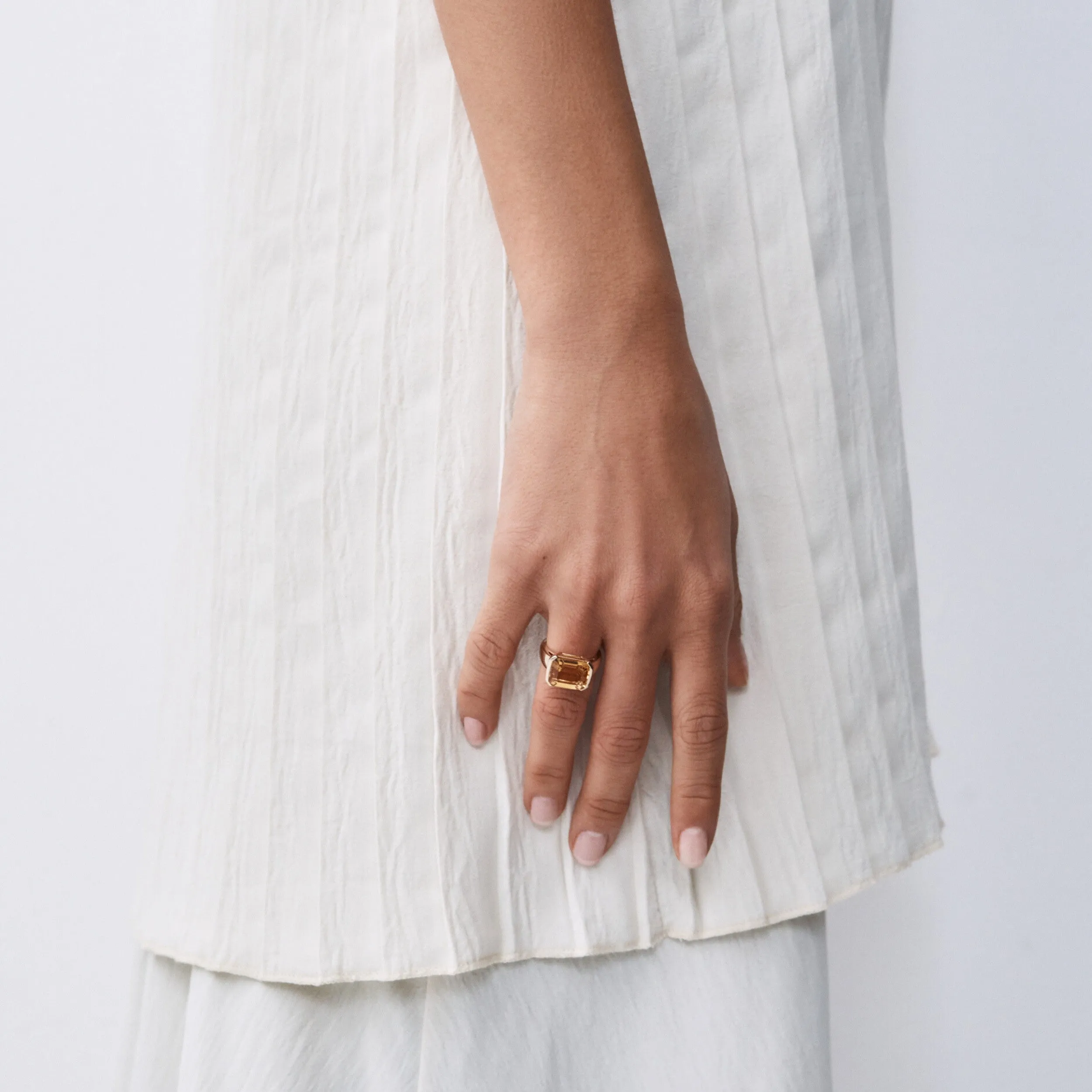 14kt Citrine Domino Ring sold by Otiumberg product image thumbnail 3