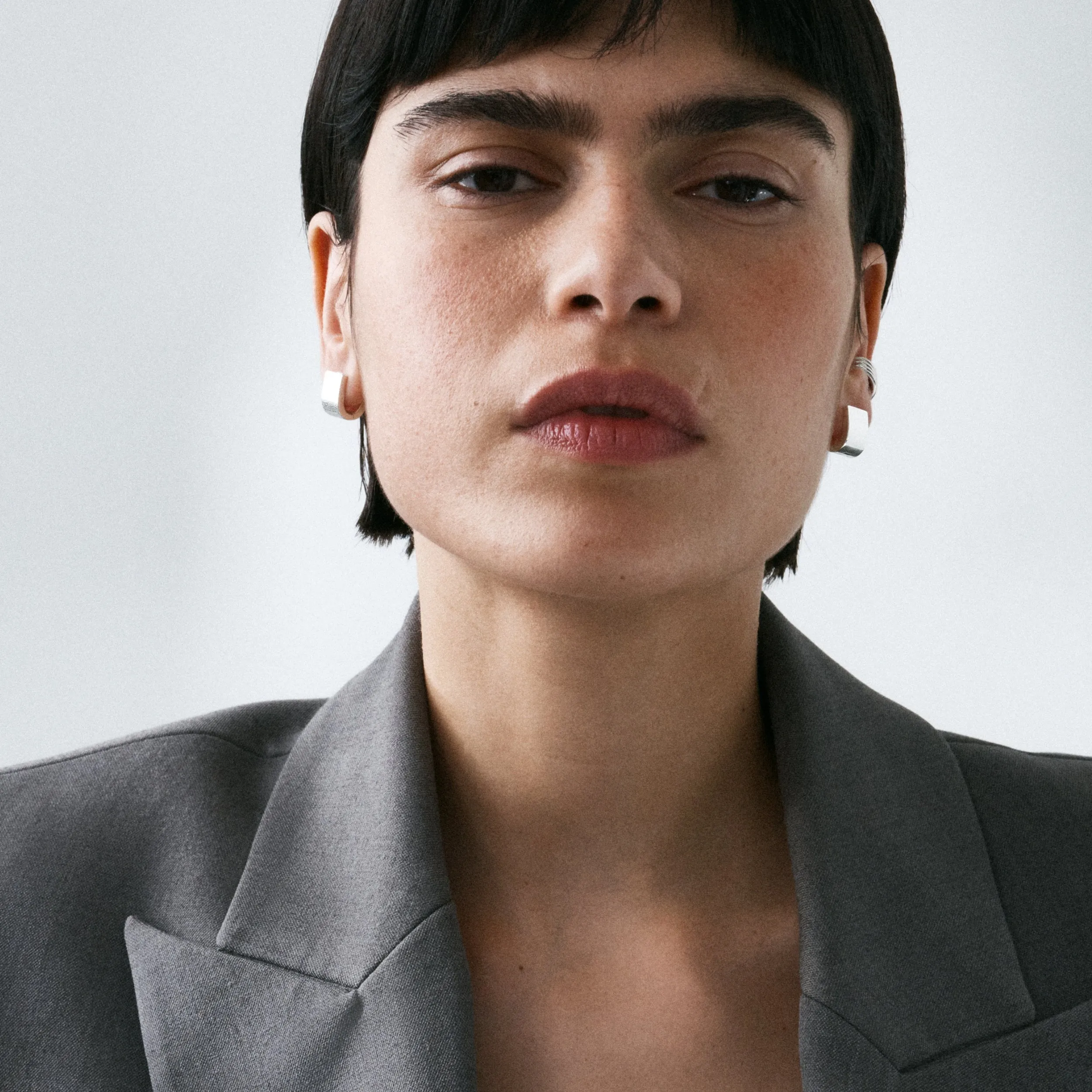 Chunky Square Huggie Earrings sold by Otiumberg product image thumbnail 5