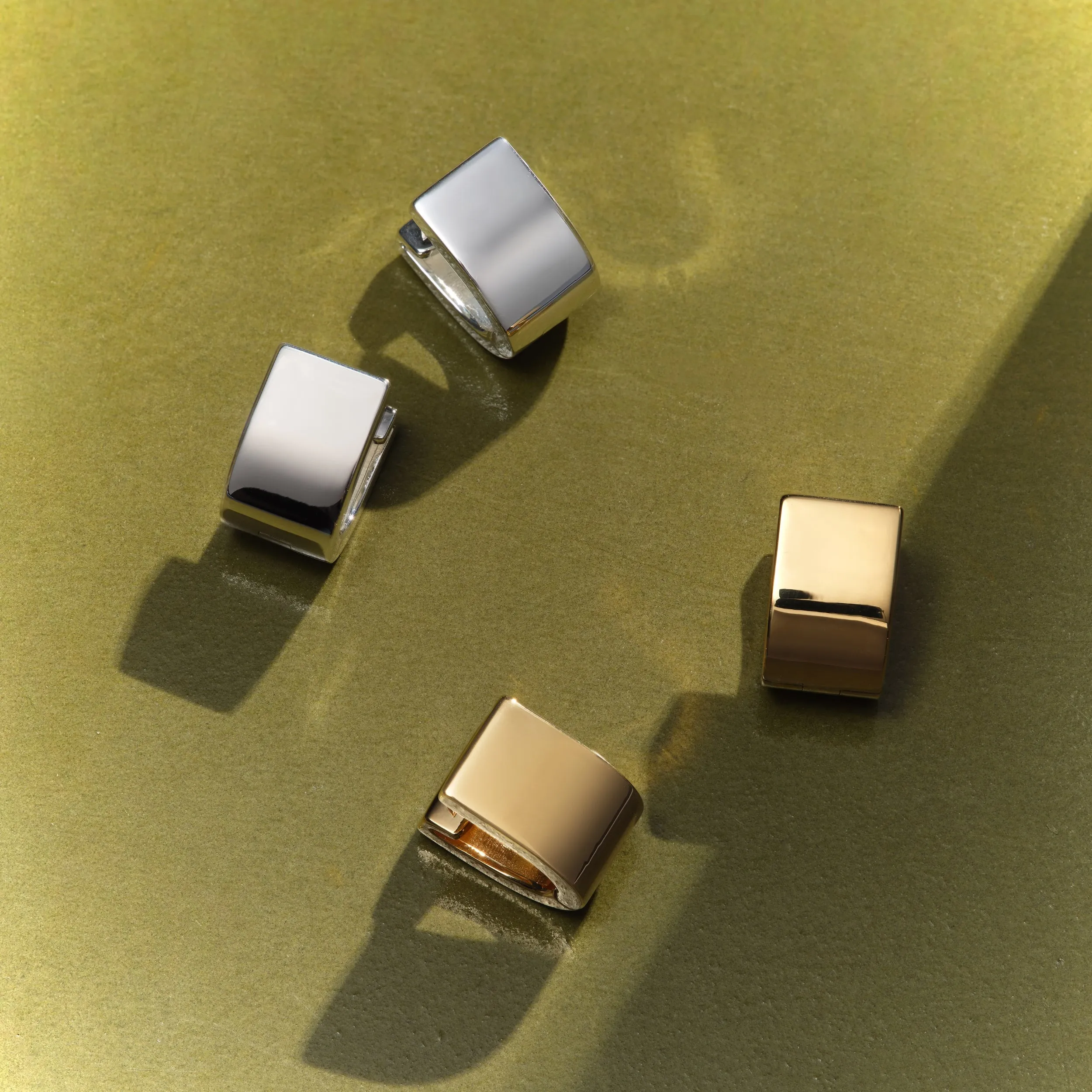 Chunky Square Huggie Earrings sold by Otiumberg product image thumbnail 3