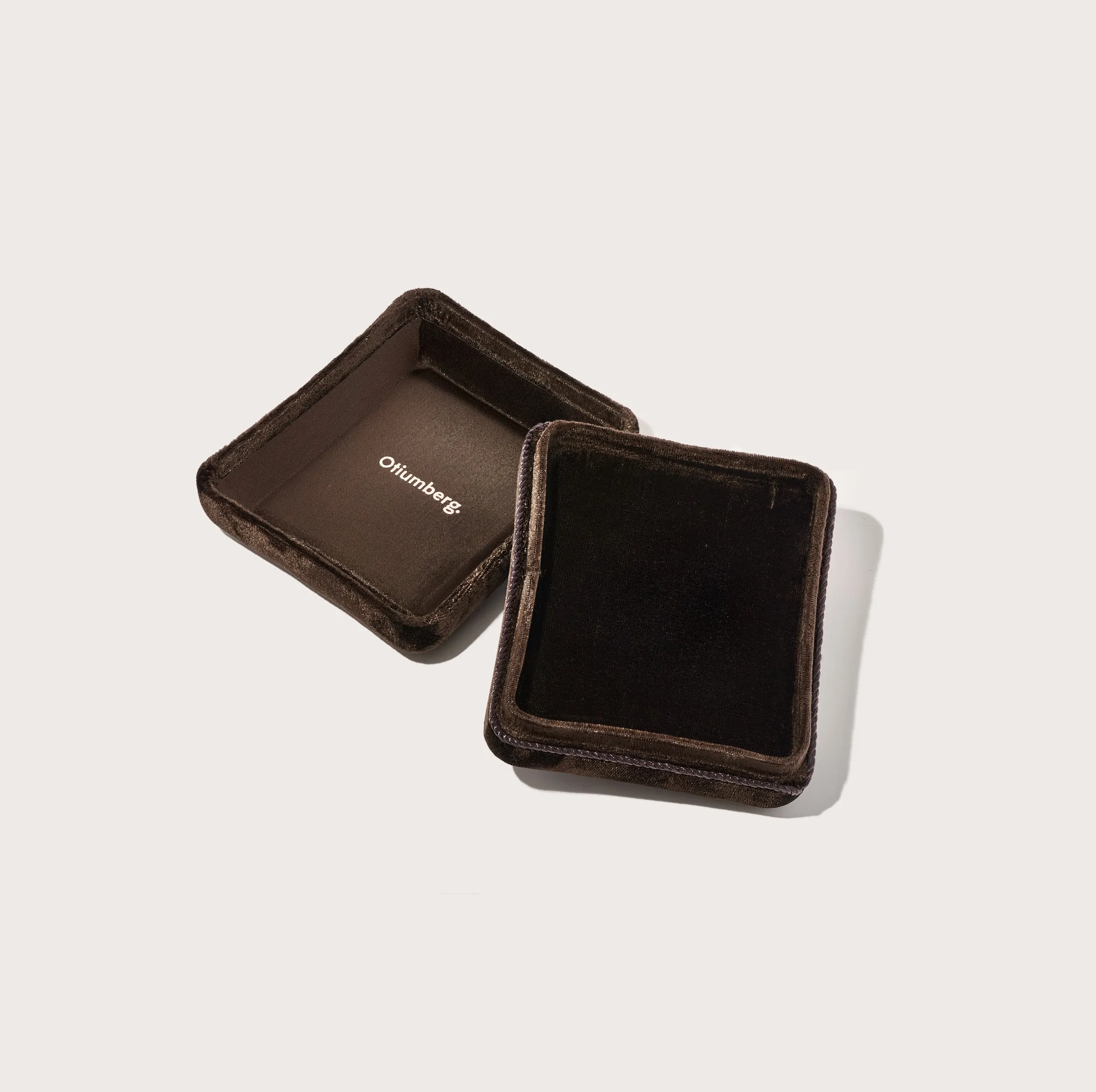 Small Diamond Quotidien Hoops sold by Otiumberg product image thumbnail 5