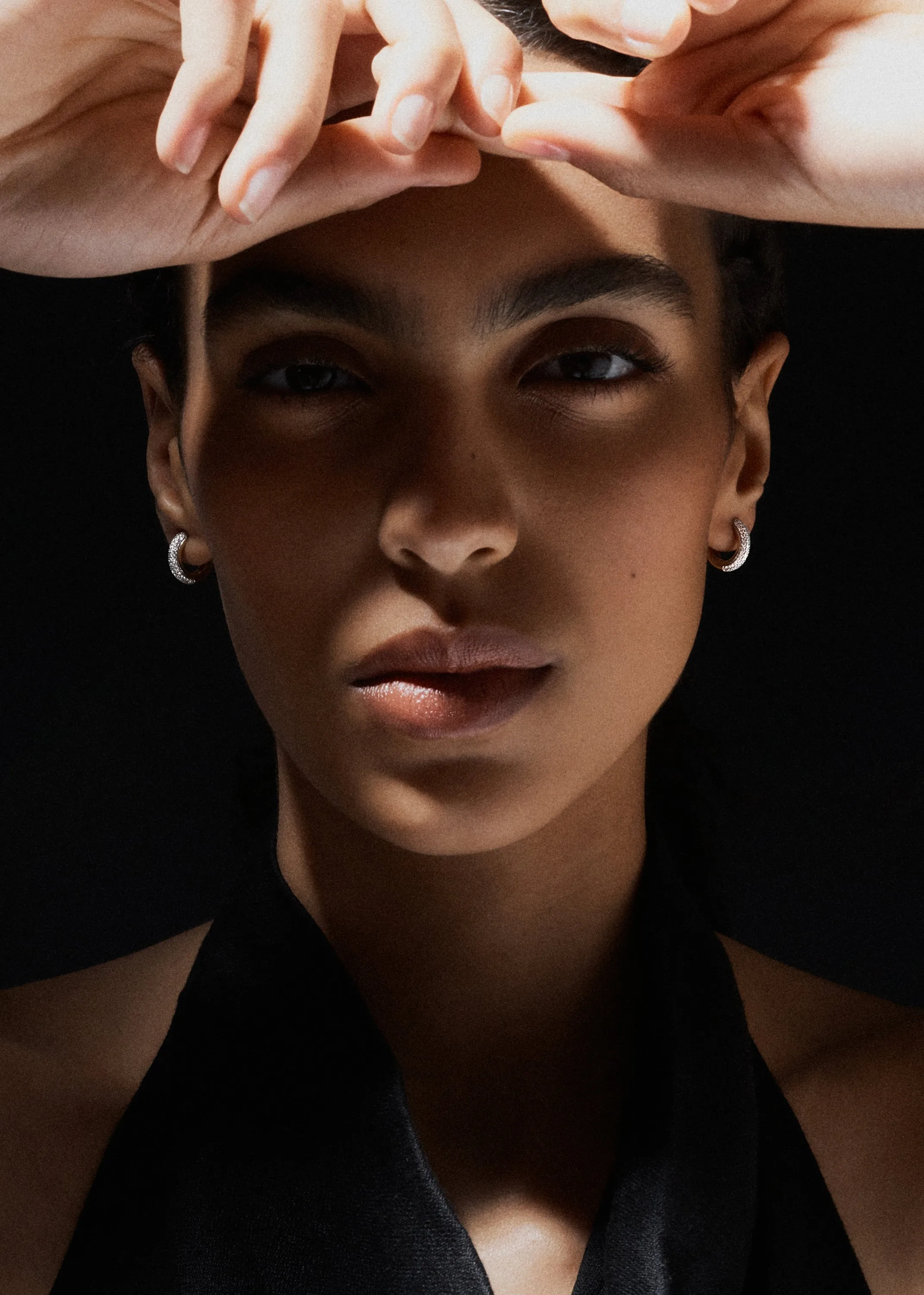 Small Diamond Quotidien Hoops sold by Otiumberg product image thumbnail 3