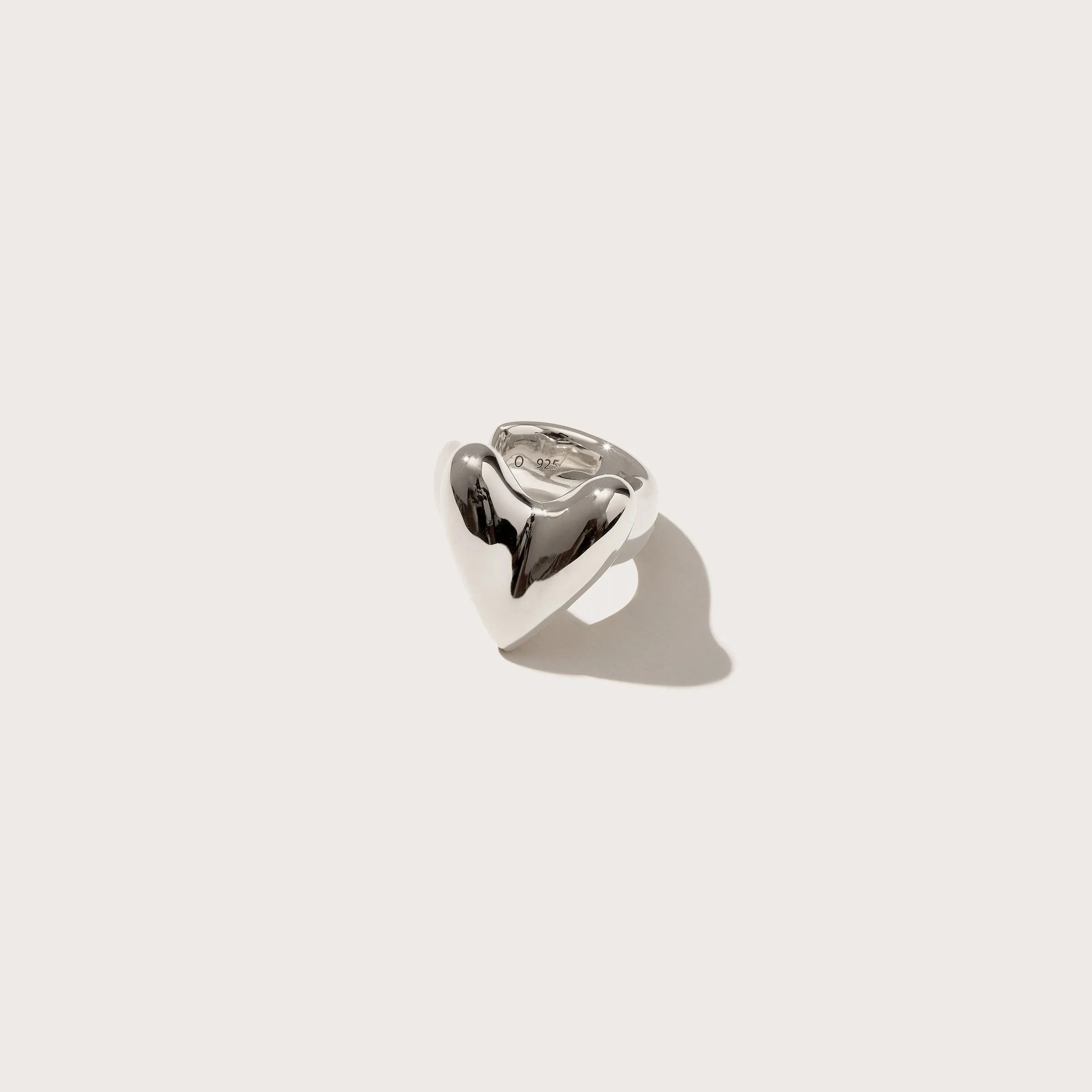 Roscida Heart Ear Cuff sold by Otiumberg
