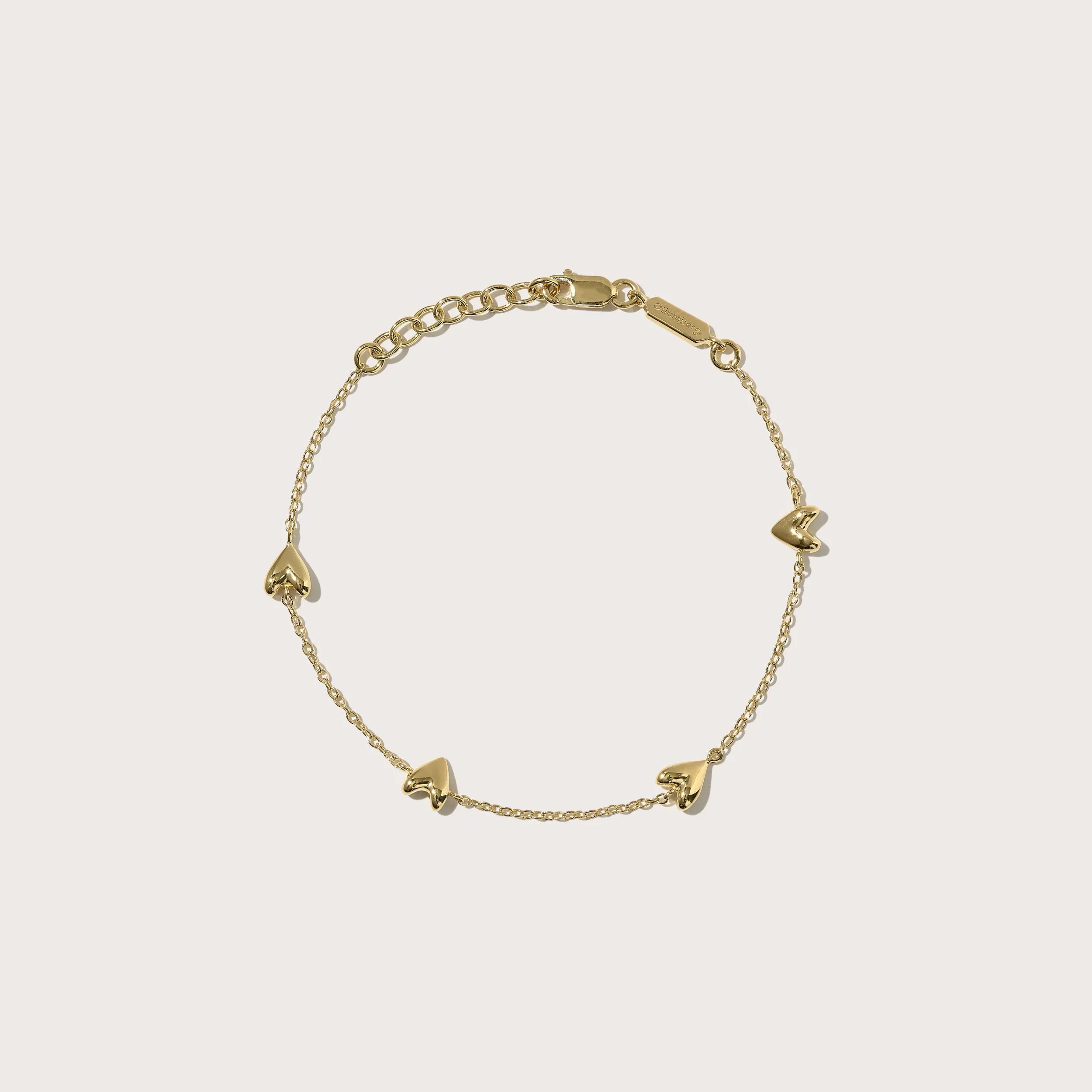 Roscida Heart Scatter Bracelet sold by Otiumberg