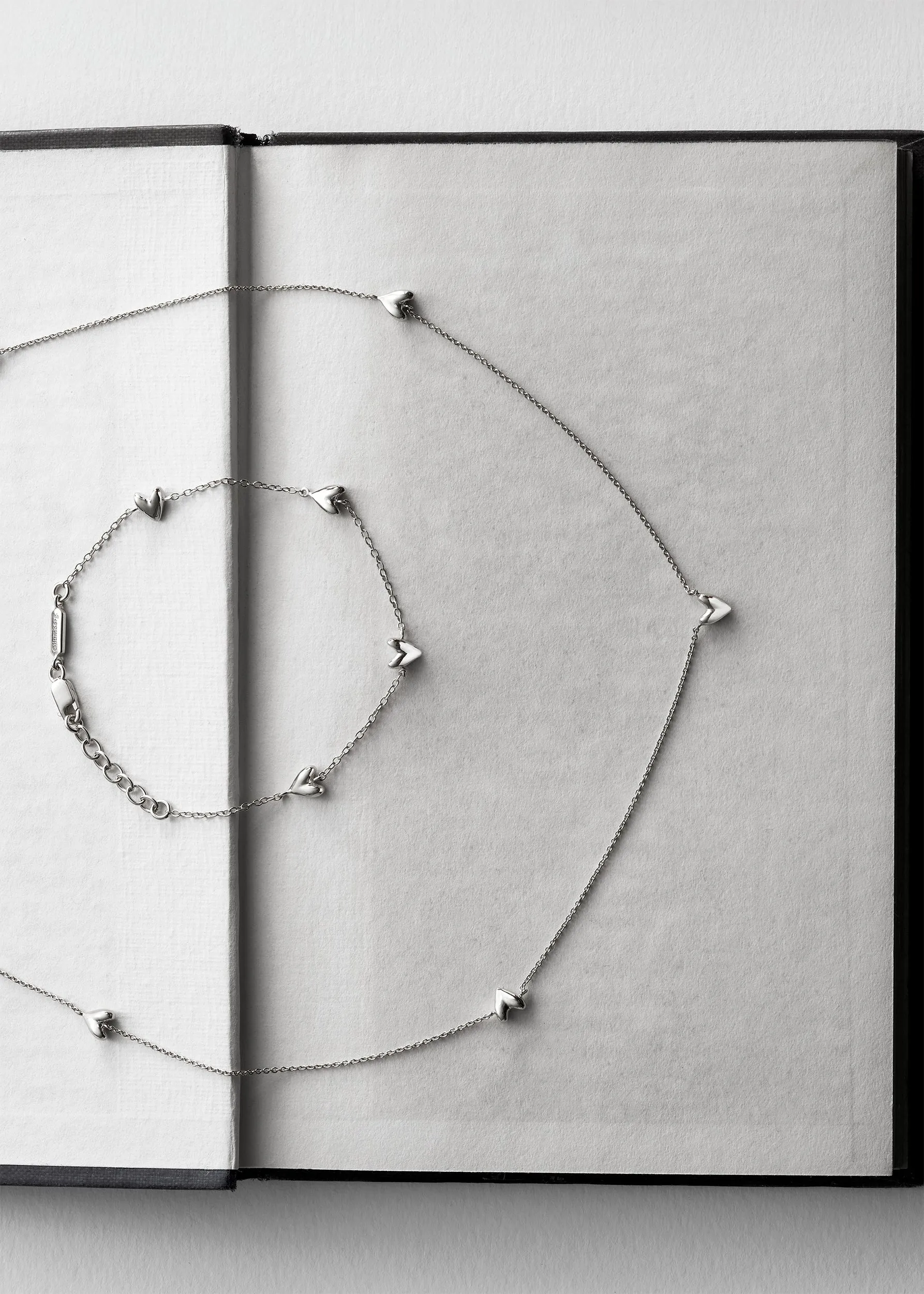 Roscida Heart Scatter Bracelet sold by Otiumberg product image thumbnail 3
