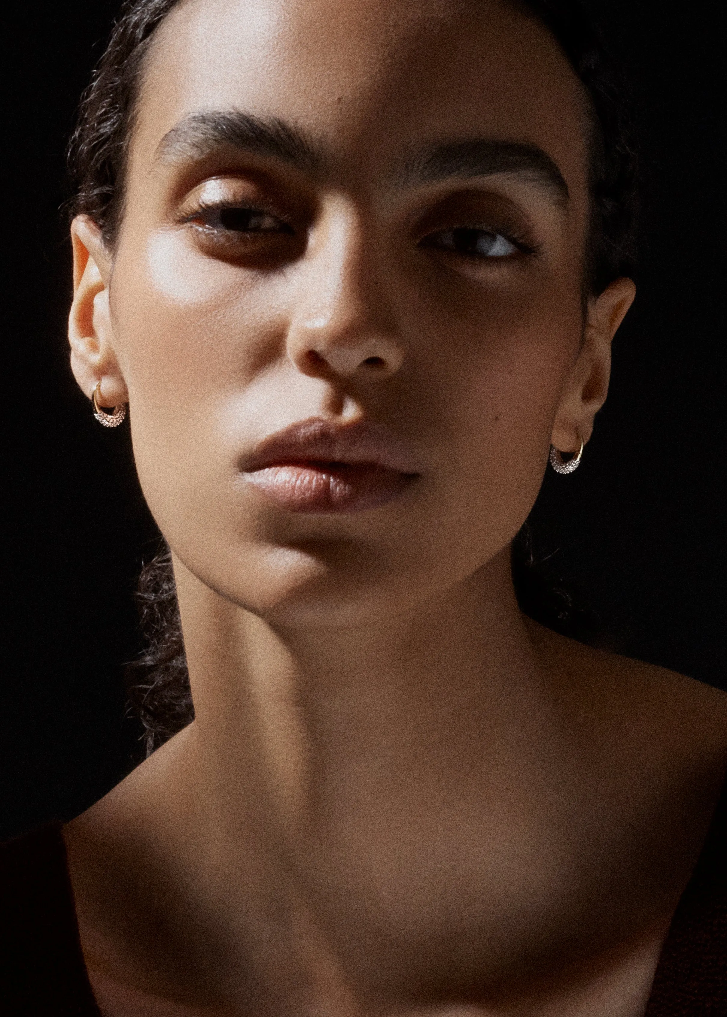 9kt Small Diamond Roscida Drop Earrings sold by Otiumberg product image thumbnail 4