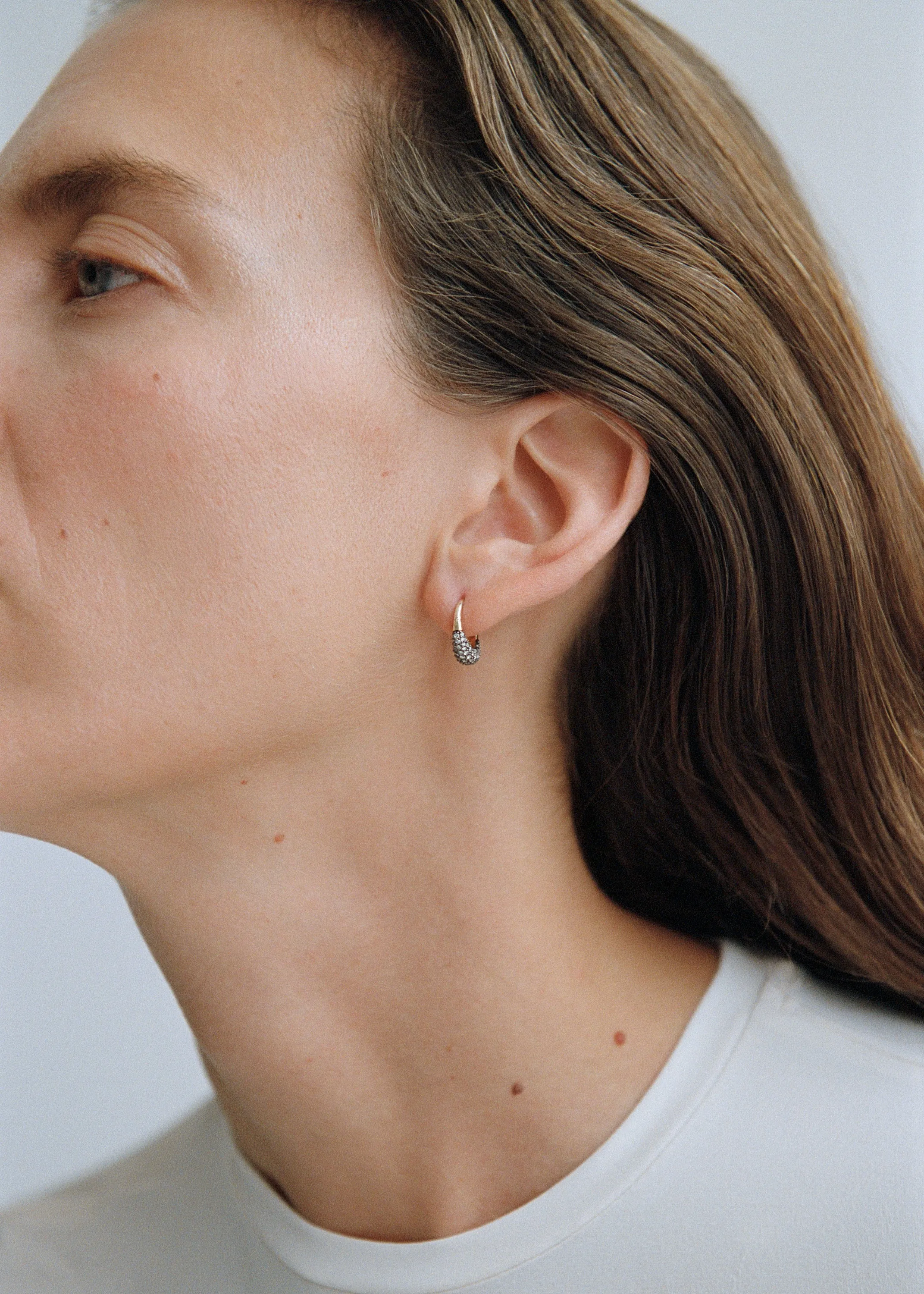 9kt Small Midnight Diamond Rhodium Roscida Drop Hoops sold by Otiumberg product image thumbnail 2