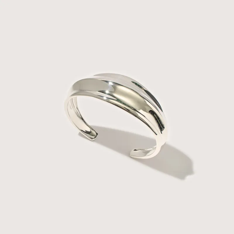 Wave Cuff Bracelet (Pre-Order) made by Otiumberg