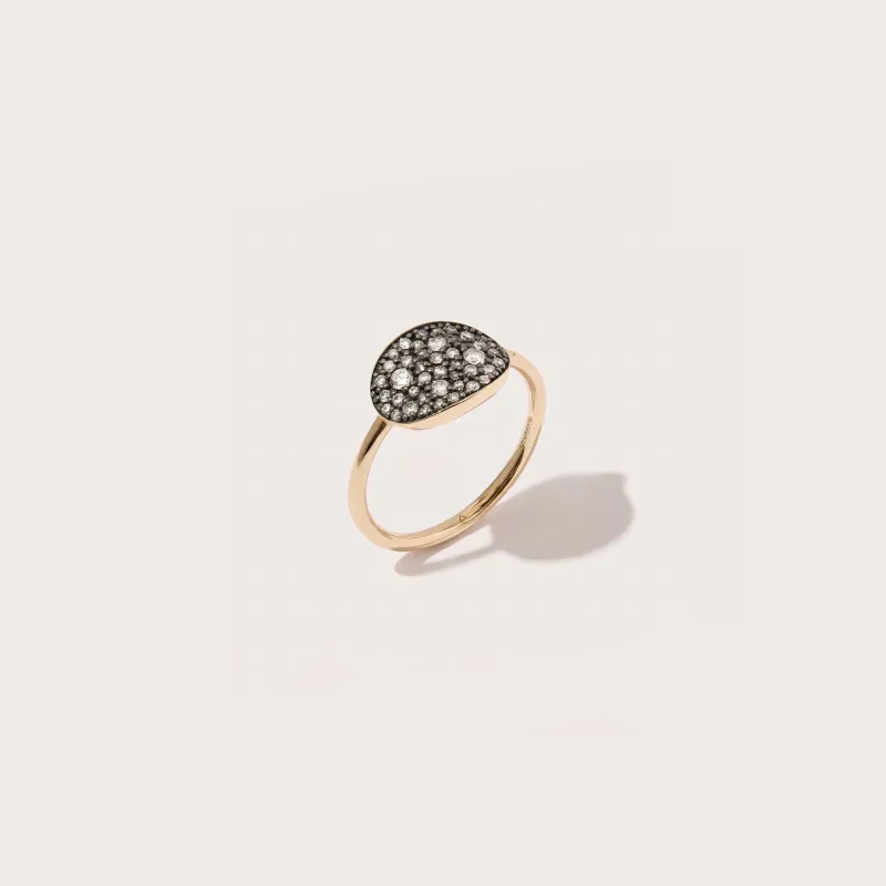 Midnight Diamond Signet Ring (Pre-Order) made by Otiumberg