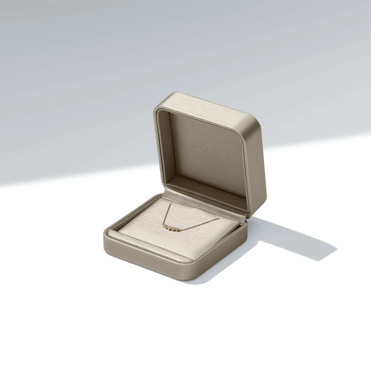 Necklace Grace Oval Solitaire - 14k yellow gold or white gold 0.75 ct TW G-H VS lab-grown diamond sold by Sif Jakobs product image thumbnail 5