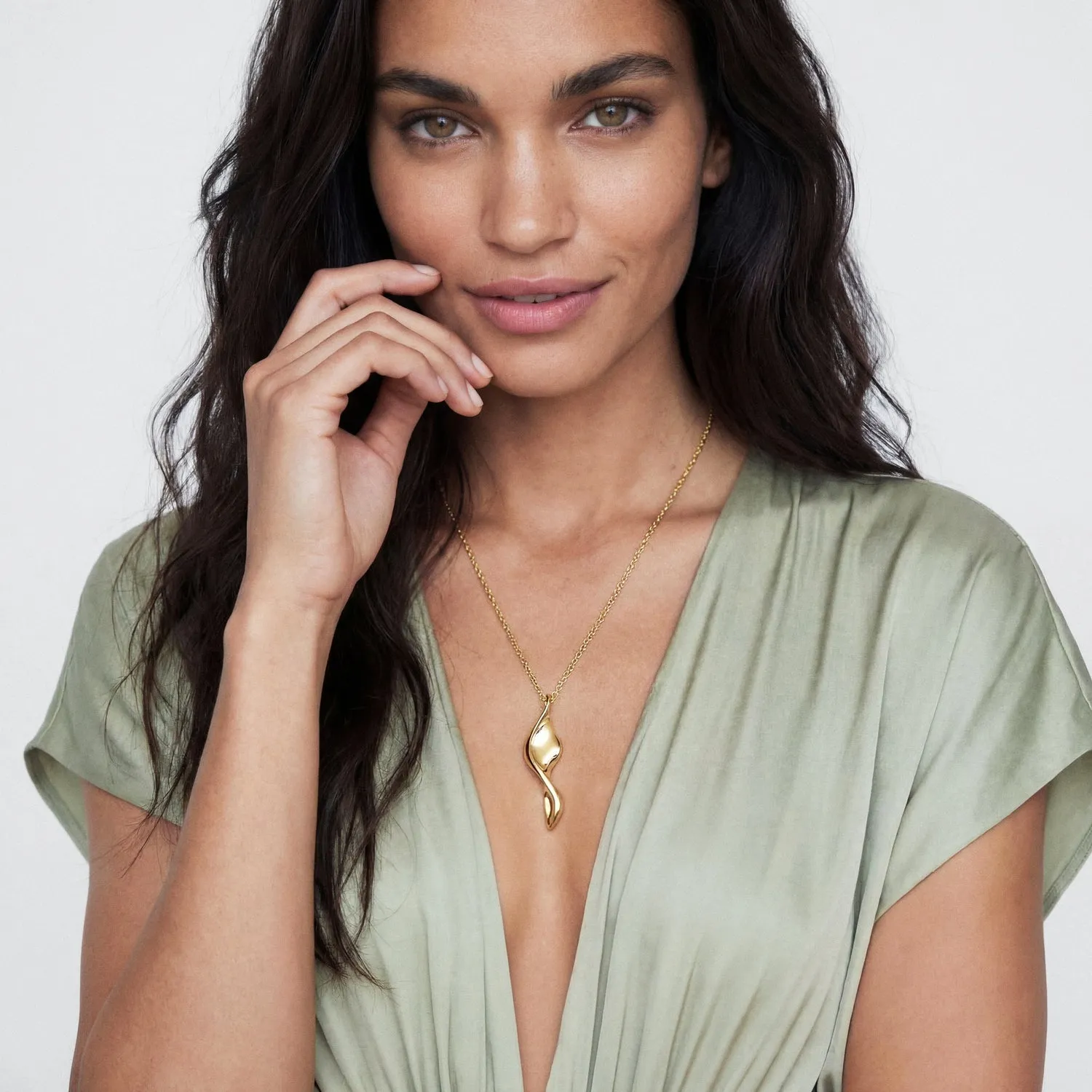 Necklace Foglia Grande sold by Sif Jakobs product image thumbnail 4
