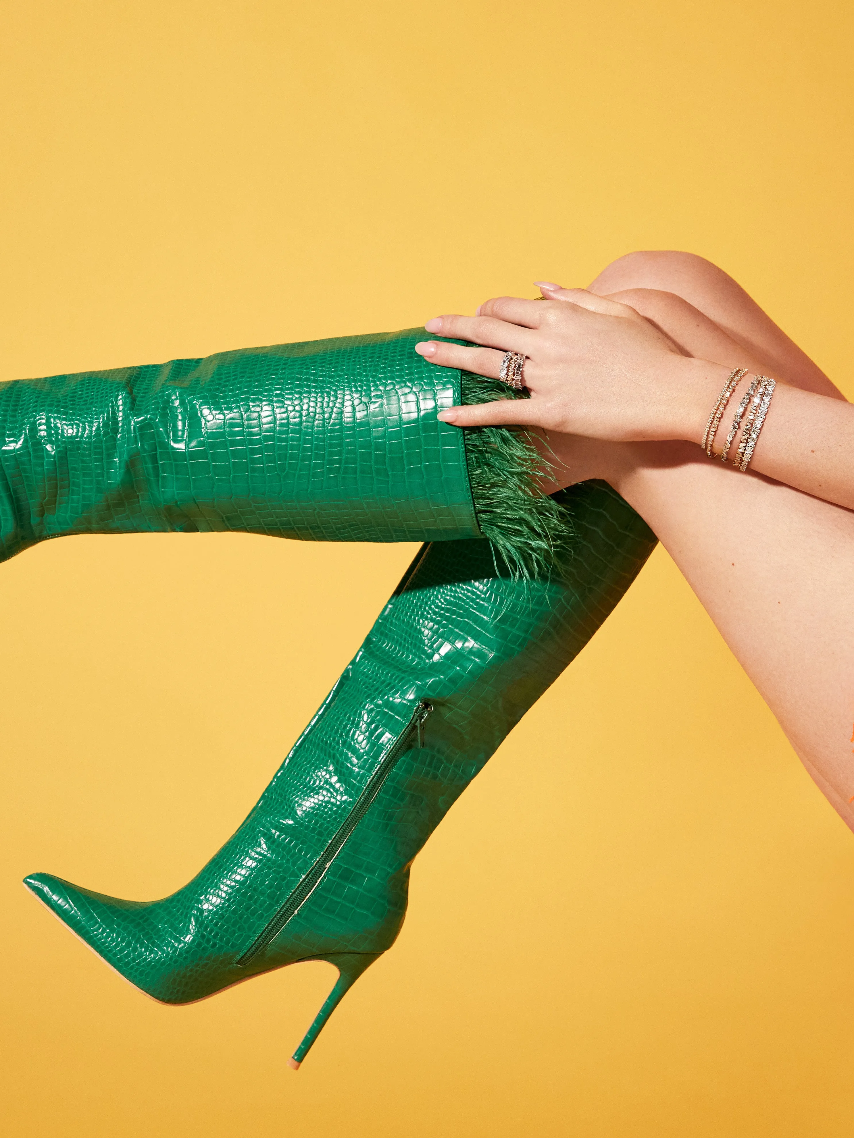 Classic Diamond Shimmer White Gold Half Band sold by YLANG23 product image thumbnail 3