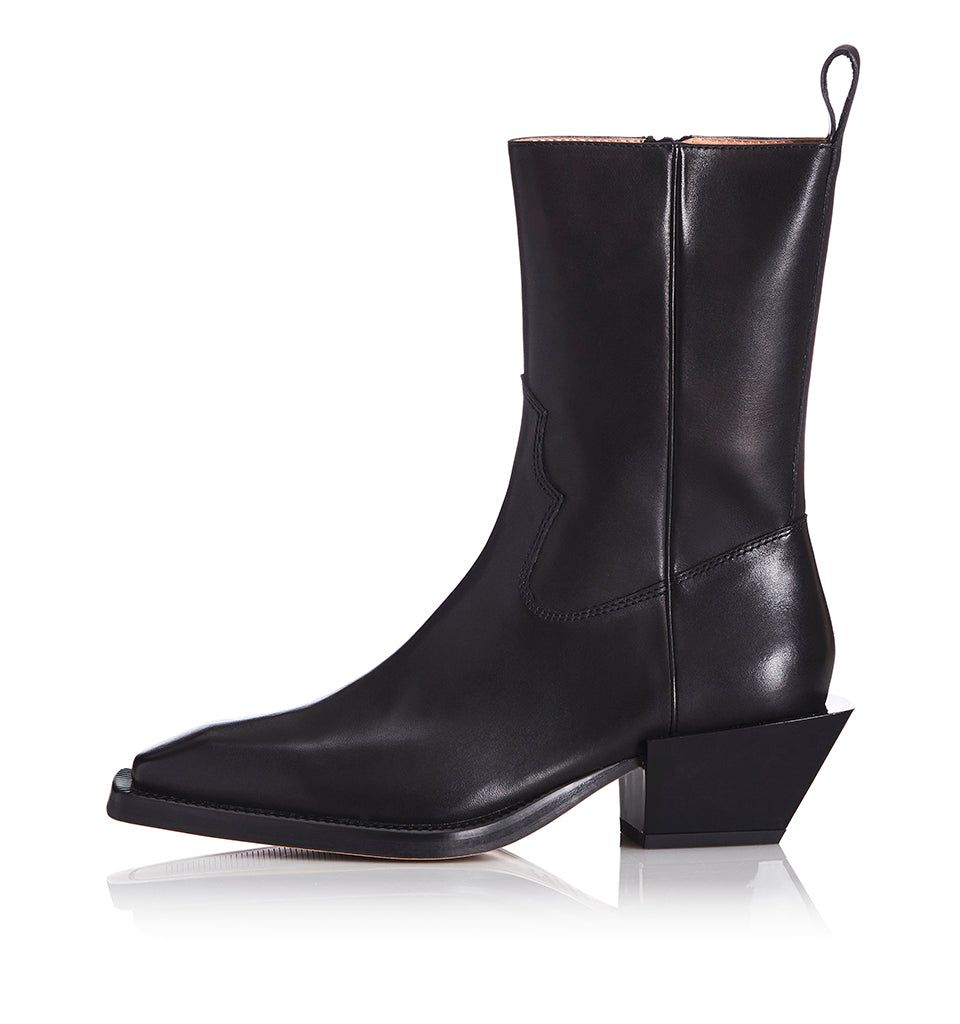 Penny sold by Alias Mae