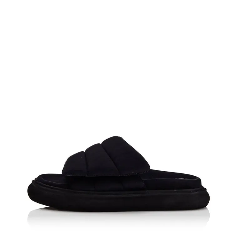 Clove sold by Alias Mae