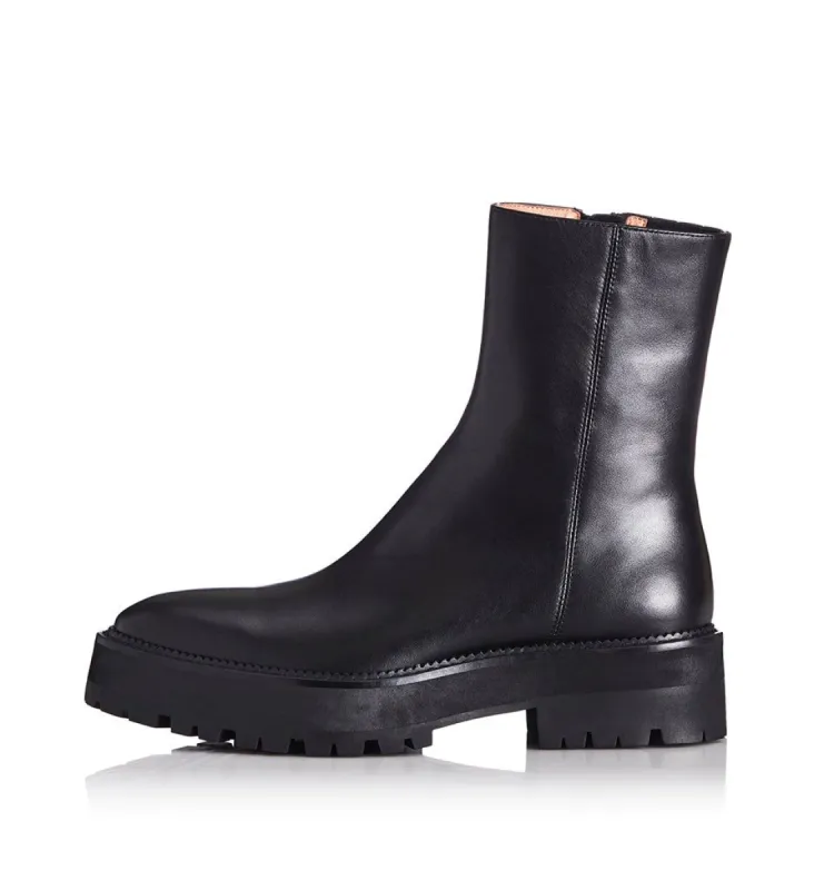 Tori sold by Alias Mae