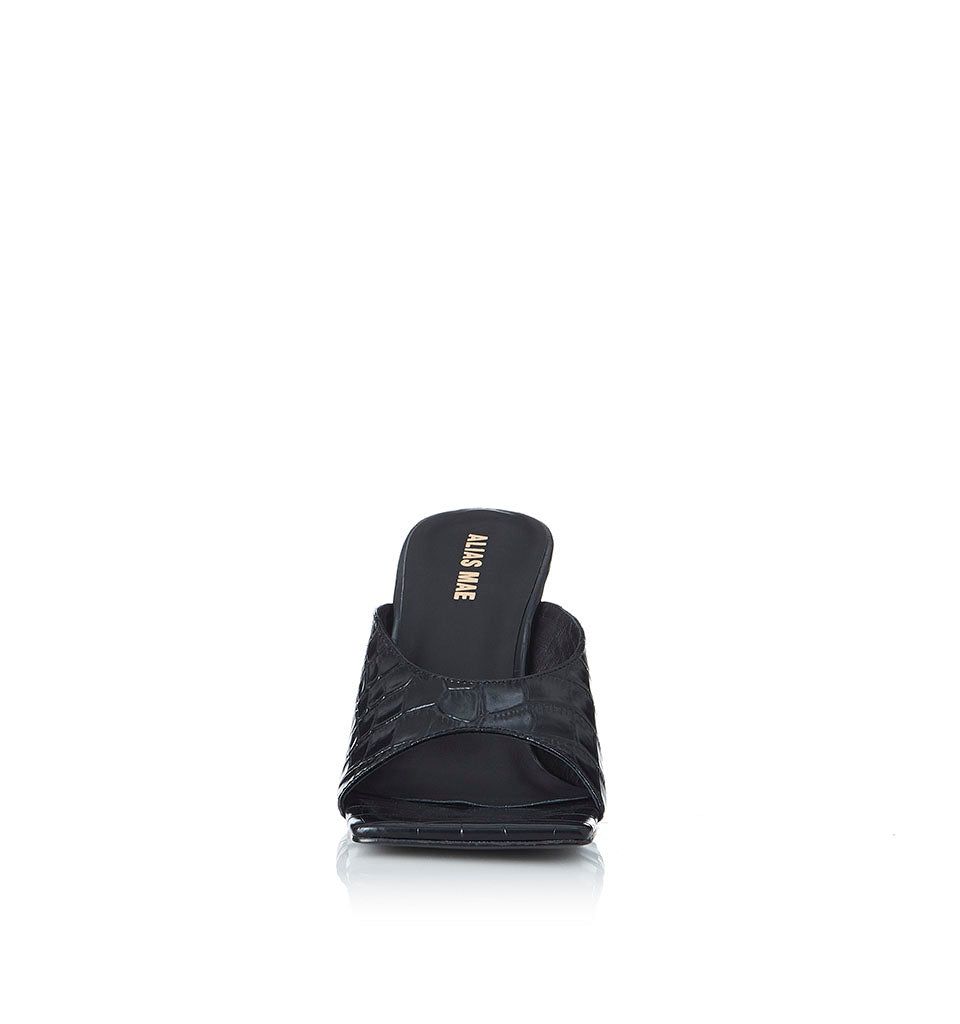 Flynn sold by Alias Mae product image thumbnail 5