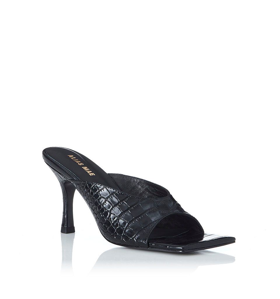 Flynn sold by Alias Mae product image thumbnail 3