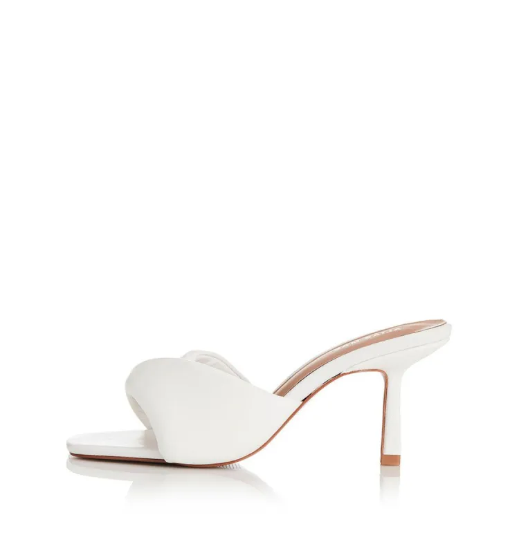 Liv sold by Alias Mae