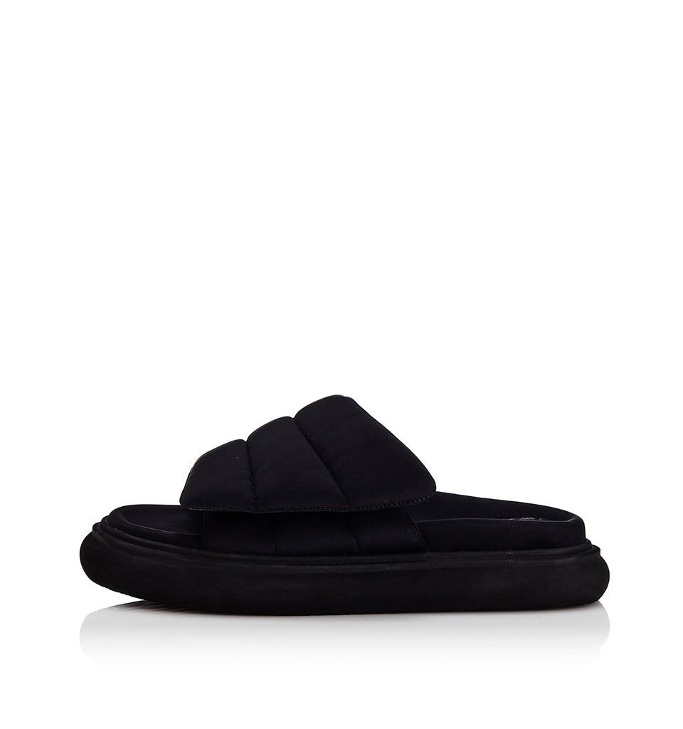 Clove sold by Alias Mae