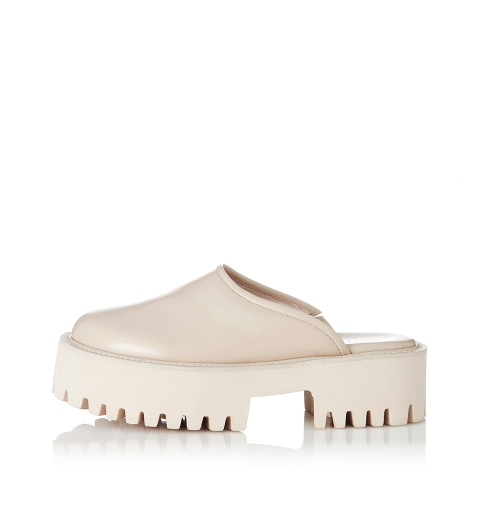 Quinn sold by Alias Mae