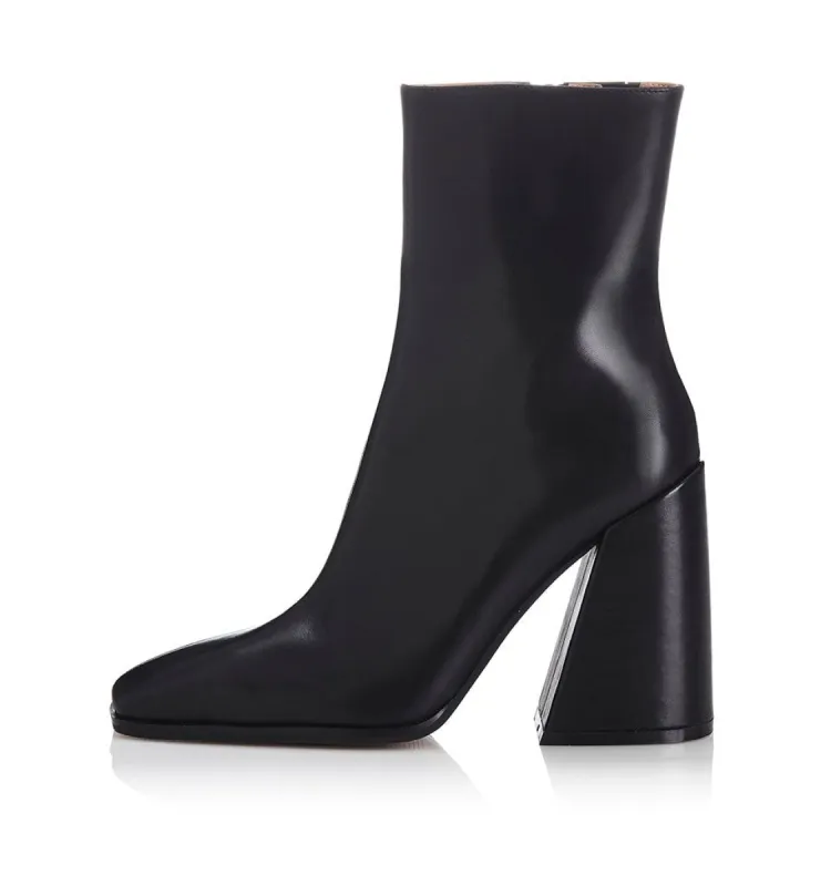 Alana sold by Alias Mae