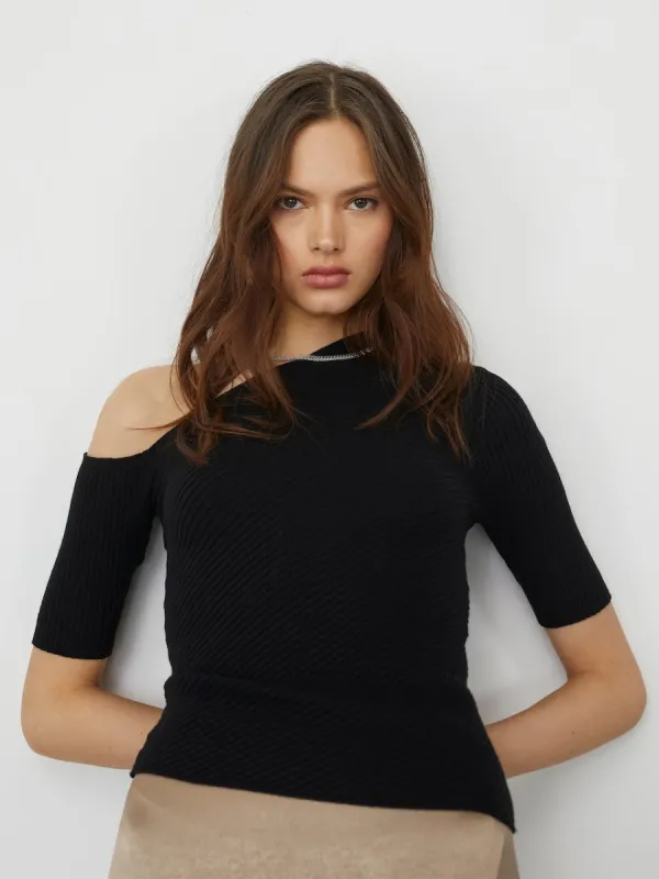 Shirt 'Kira' sold by LeGer