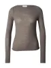 Pullover sold by LeGer