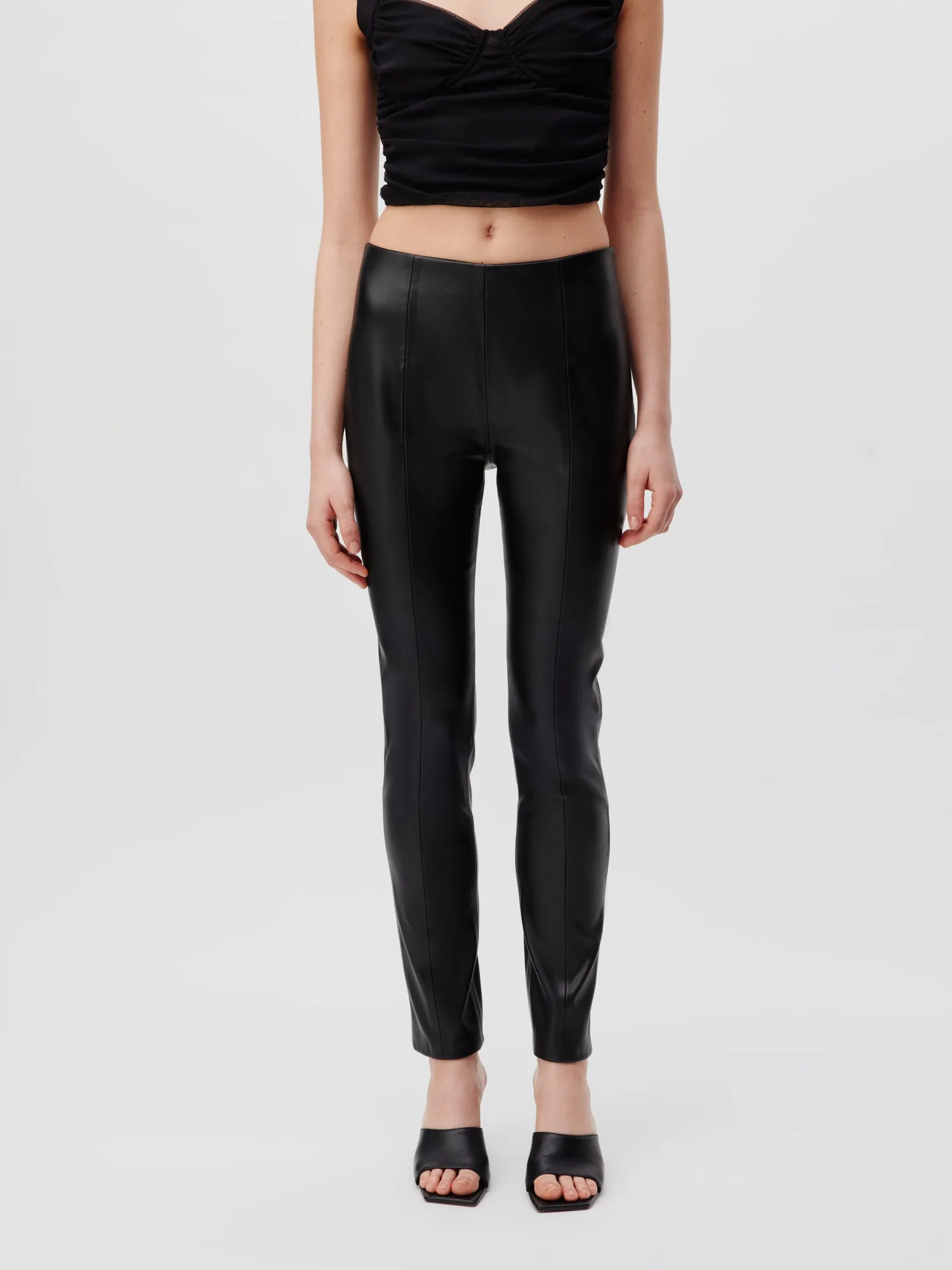 Hose 'Asya' sold by LeGer