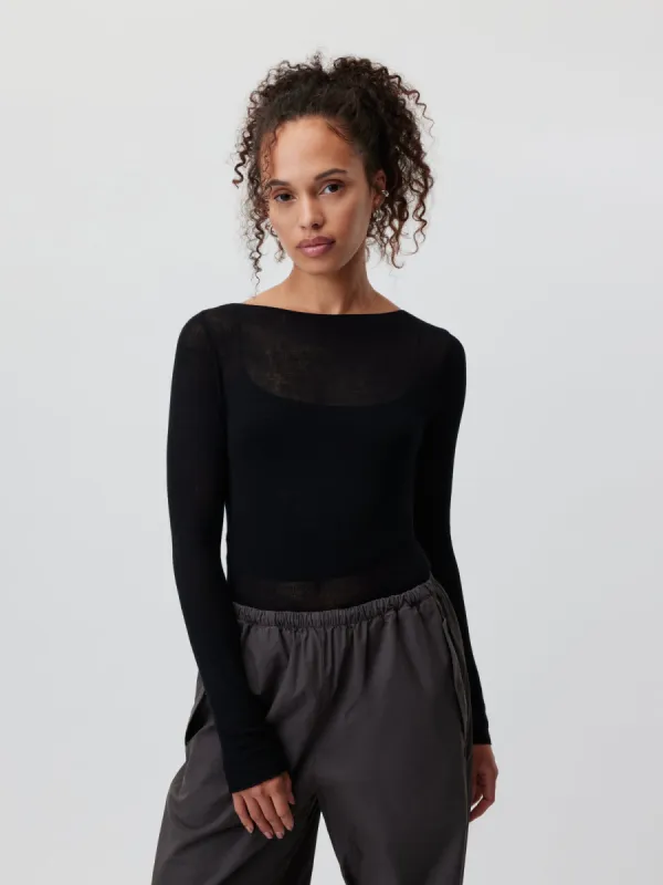 Pullover sold by LeGer