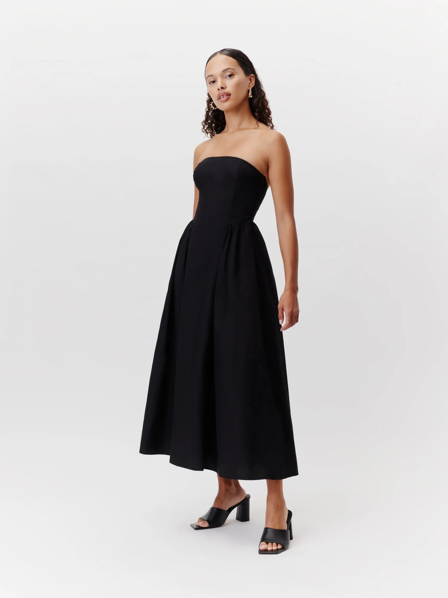 Vianne Dress sold by LeGer product image thumbnail 3