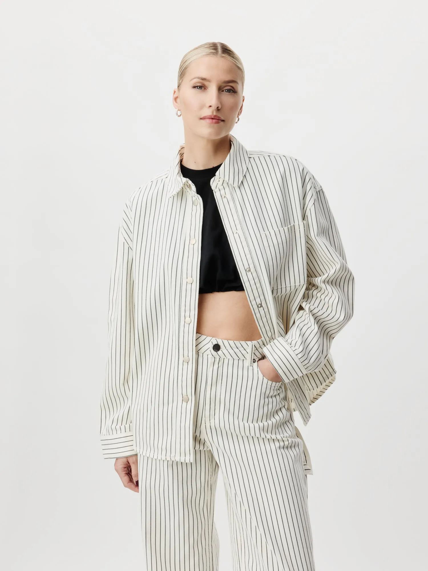 Lisanna Blouse sold by LeGer