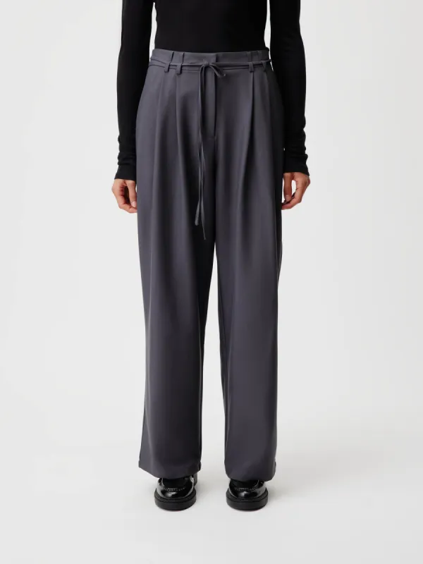 Aurelie Pants sold by LeGer
